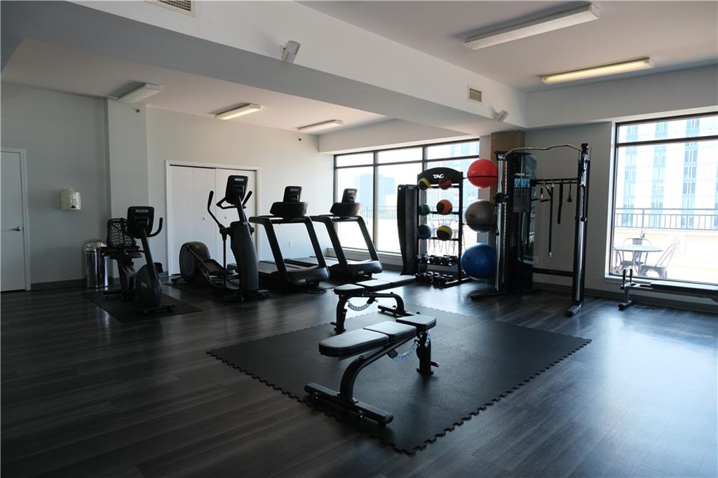115 W Peachtree Place #709, Atlanta, Georgia image 31