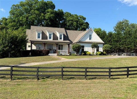 Homes For Sale - 7210 Govan Road<br/> Forsyth County, Cumming, GA 30028