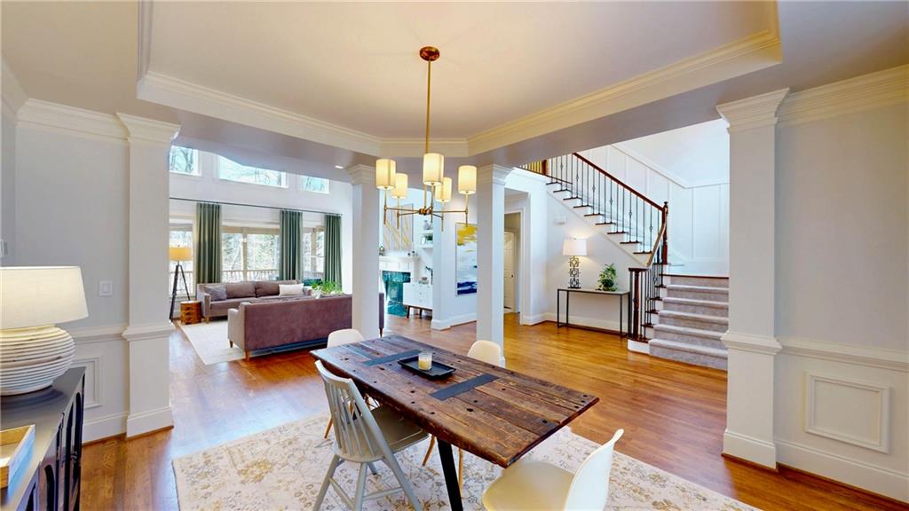 943 Kinghorn Drive NW