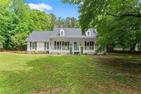 Homes For Sale - 5902 Wills Orchard Road<br/> Forsyth County, Cumming, GA 30040