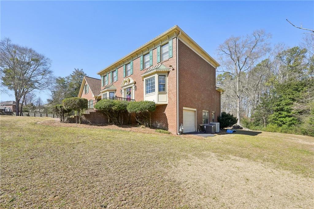 4805 Mystere Lane, Lilburn, Georgia image 3