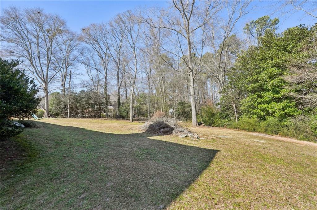 4805 Mystere Lane, Lilburn, Georgia image 47