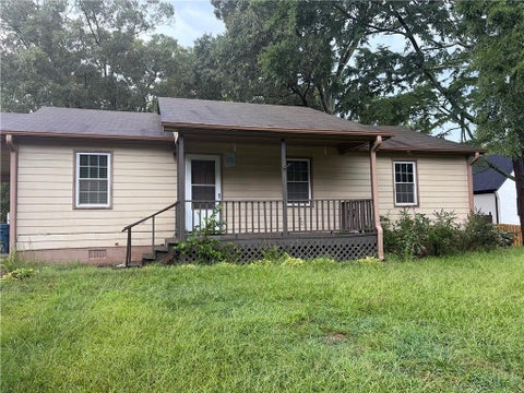 Homes For Sale - 4726 Braselton Highway<br/> Hoschton, GA 30548