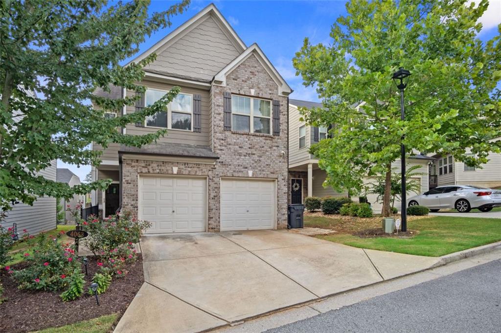 Photo 1 of 16 — 4063 LAKE MANOR Way, Atlanta, GA 30349
