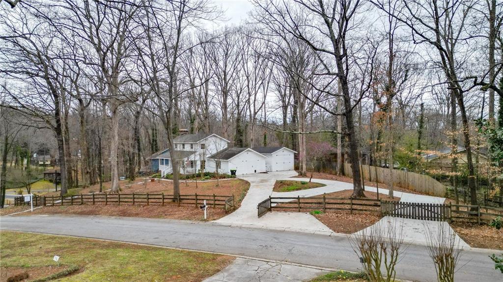 955 Mary Ellen Lane, Austell, Georgia image 3