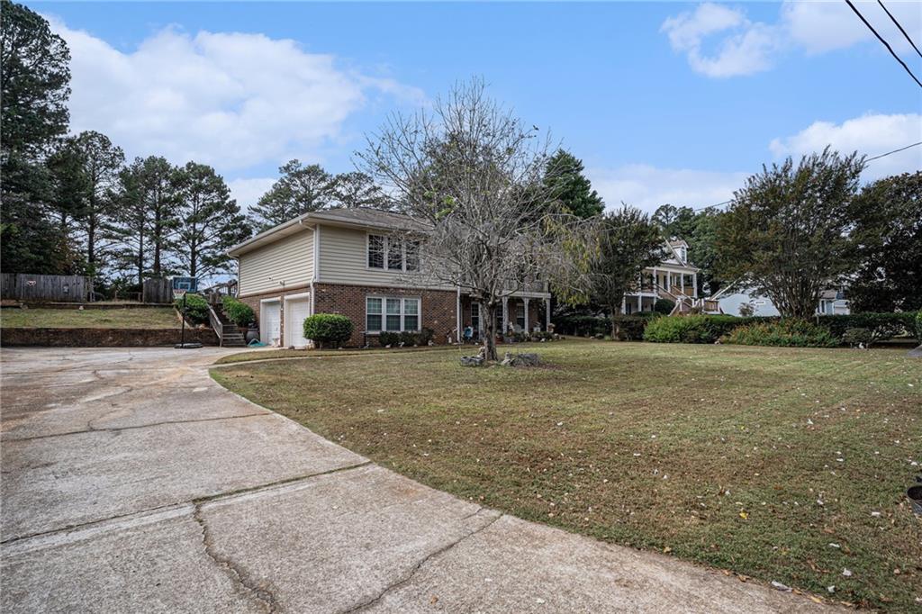 2491 Highland Golf Course Drive SE