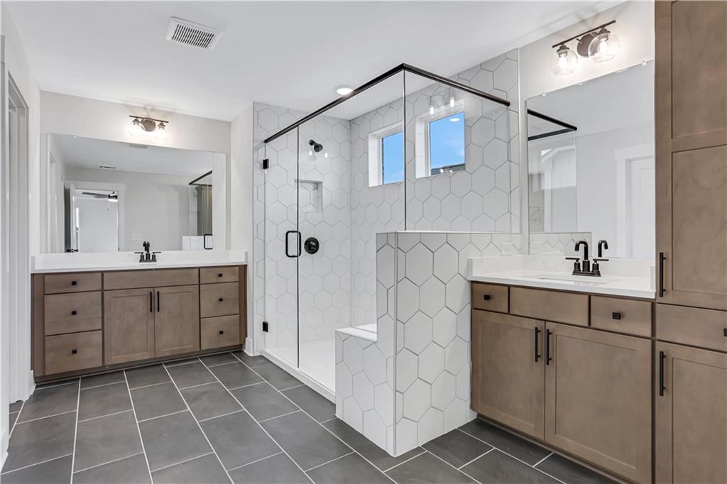 6811 Cambridge Drive, Flowery Branch, Georgia image 35