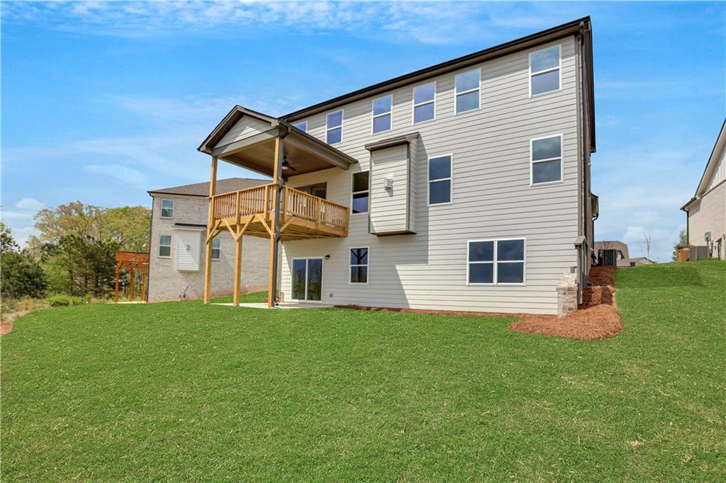 6811 Cambridge Drive, Flowery Branch, Georgia image 45