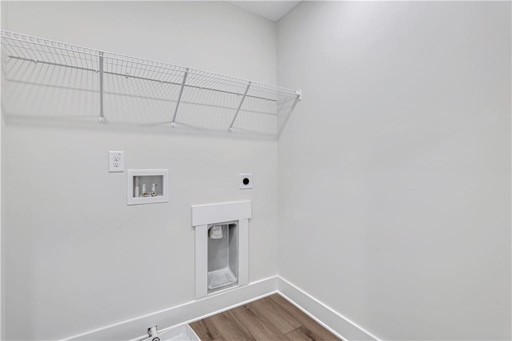 6811 Cambridge Drive, Flowery Branch, Georgia image 31