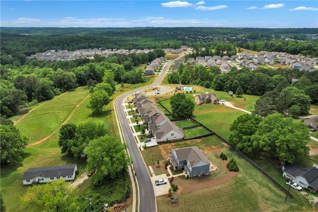 6811 Cambridge Drive, Flowery Branch, Georgia image 12