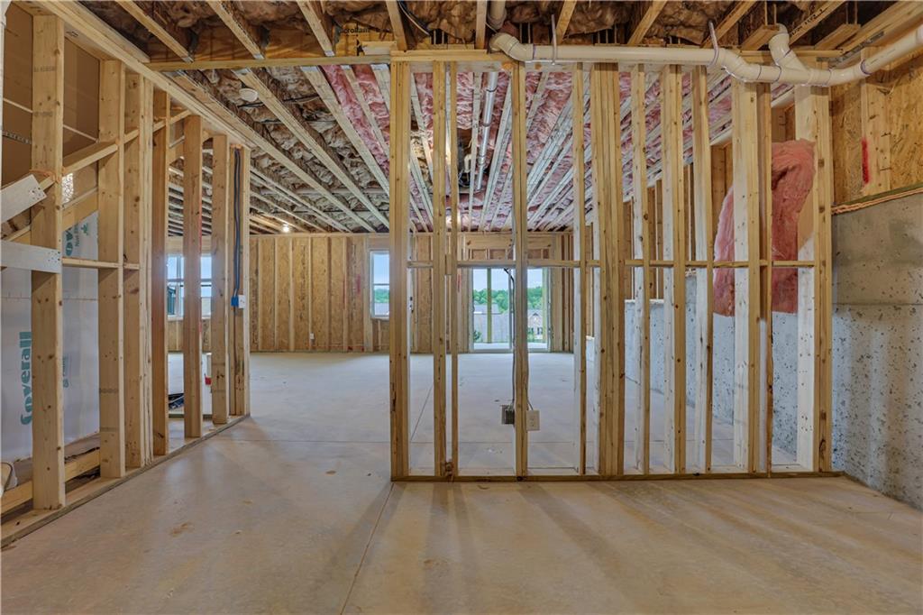 6811 Cambridge Drive, Flowery Branch, Georgia image 39