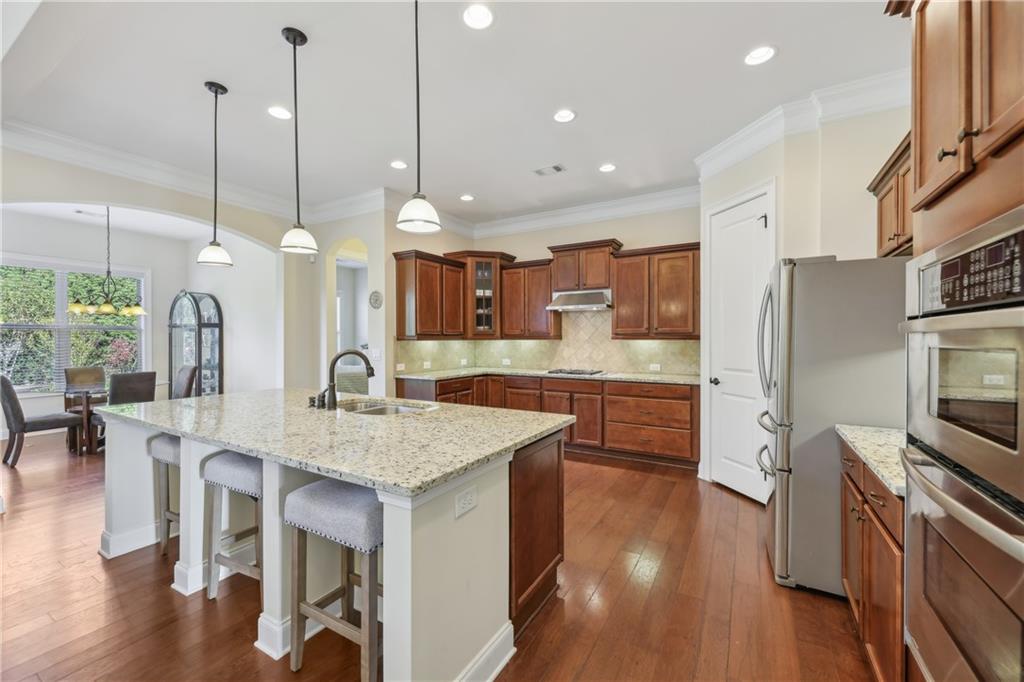 2420 Bronze Court