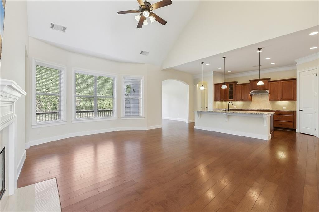 2420 Bronze Court