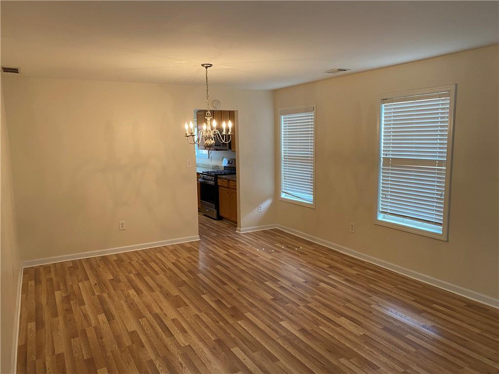 7981 Gossamer Drive, Fairburn, Georgia image 12