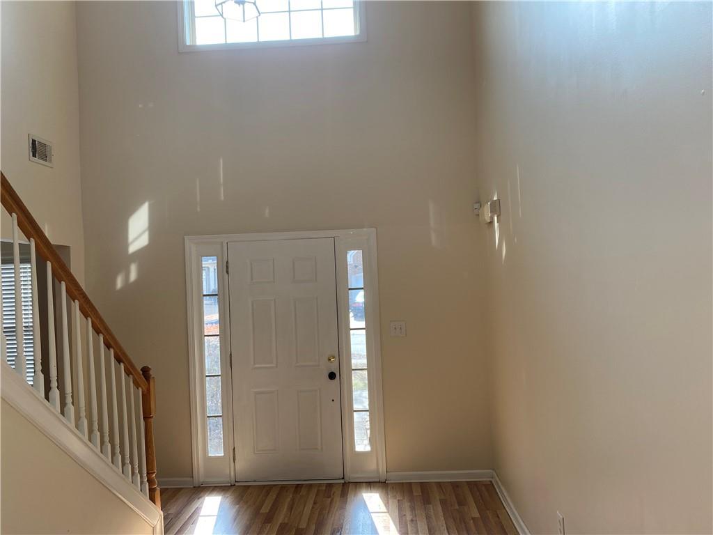 7981 Gossamer Drive, Fairburn, Georgia image 8