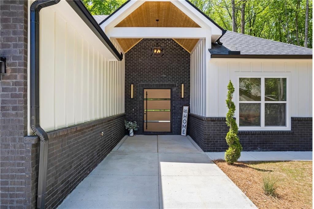 632 Hunters Cove Ln, Loganville, Georgia image 4