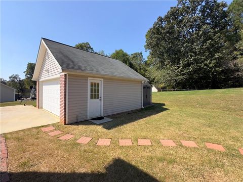 A home in Mcdonough