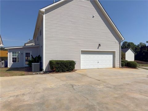 A home in Mcdonough