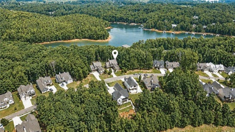 Homes For Sale - 7405 Crestline Drive<br/> Dawsonville, GA 30534