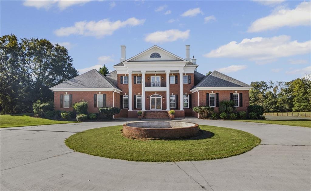 1202 Hodges Circle