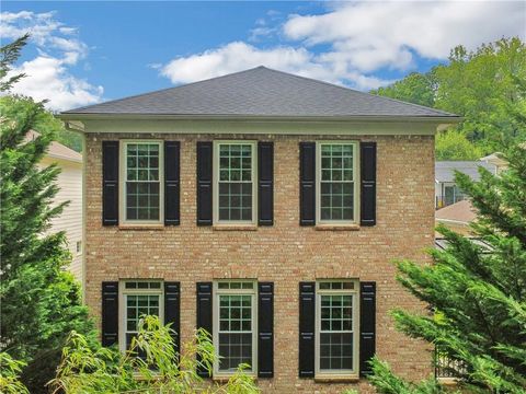 Homes For Sale - 1452 Sylvan Circle<br/> Dekalb County, Atlanta, GA 30319