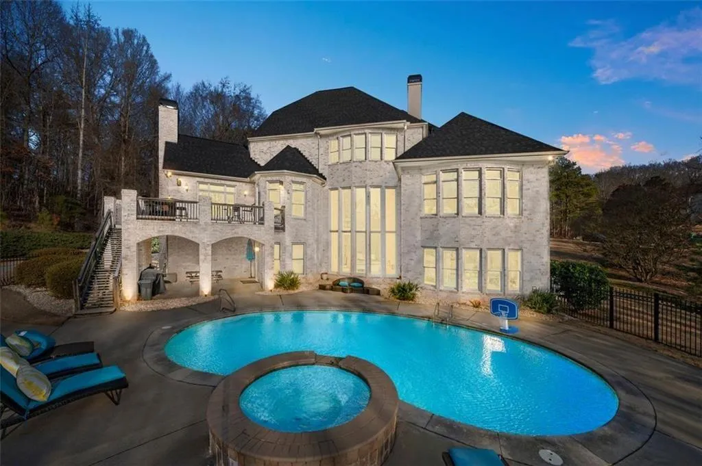 Stonecrest, Georgia 30038, United States, 5 Bedrooms Bedrooms, ,6 BathroomsBathrooms,Residential,Active,89357