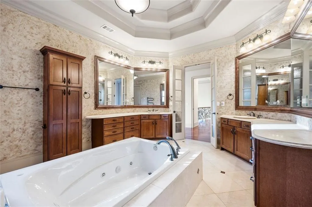 Stonecrest, Georgia 30038, United States, 5 Bedrooms Bedrooms, ,6 BathroomsBathrooms,Residential,Active,89357