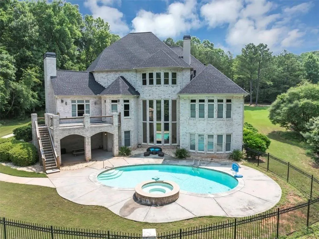 Stonecrest, Georgia 30038, United States, 5 Bedrooms Bedrooms, ,6 BathroomsBathrooms,Residential,Active,89357