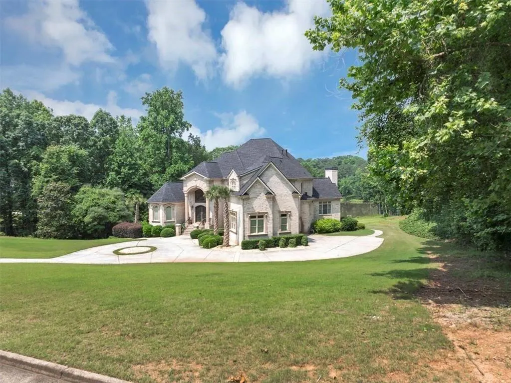 Stonecrest, Georgia 30038, United States, 5 Bedrooms Bedrooms, ,6 BathroomsBathrooms,Residential,Active,89357