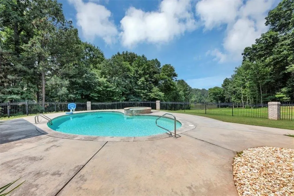 Stonecrest, Georgia 30038, United States, 5 Bedrooms Bedrooms, ,6 BathroomsBathrooms,Residential,Active,89357