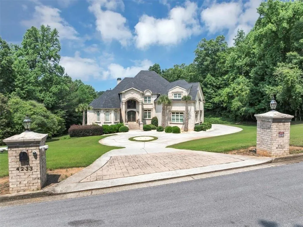 Stonecrest, Georgia 30038, United States, 5 Bedrooms Bedrooms, ,6 BathroomsBathrooms,Residential,Active,89357