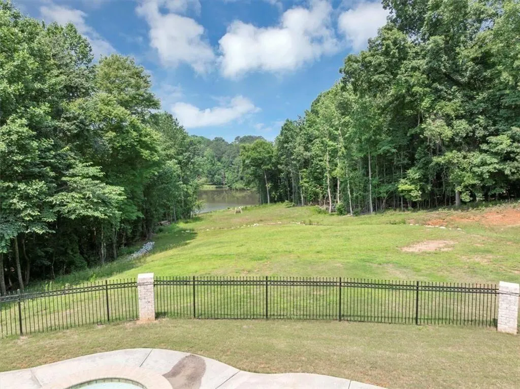 Stonecrest, Georgia 30038, United States, 5 Bedrooms Bedrooms, ,6 BathroomsBathrooms,Residential,Active,89357