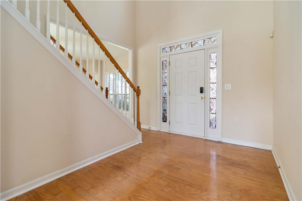 7325 Thoreau Circle, Atlanta, Georgia image 4