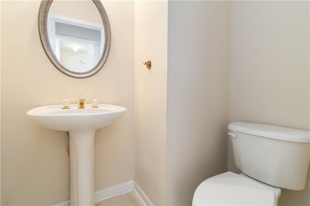 7325 Thoreau Circle, Atlanta, Georgia image 32