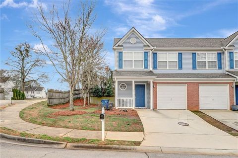 Townhouse For Sale - 100 Chase Lane<br/> Mcdonough, GA 30253