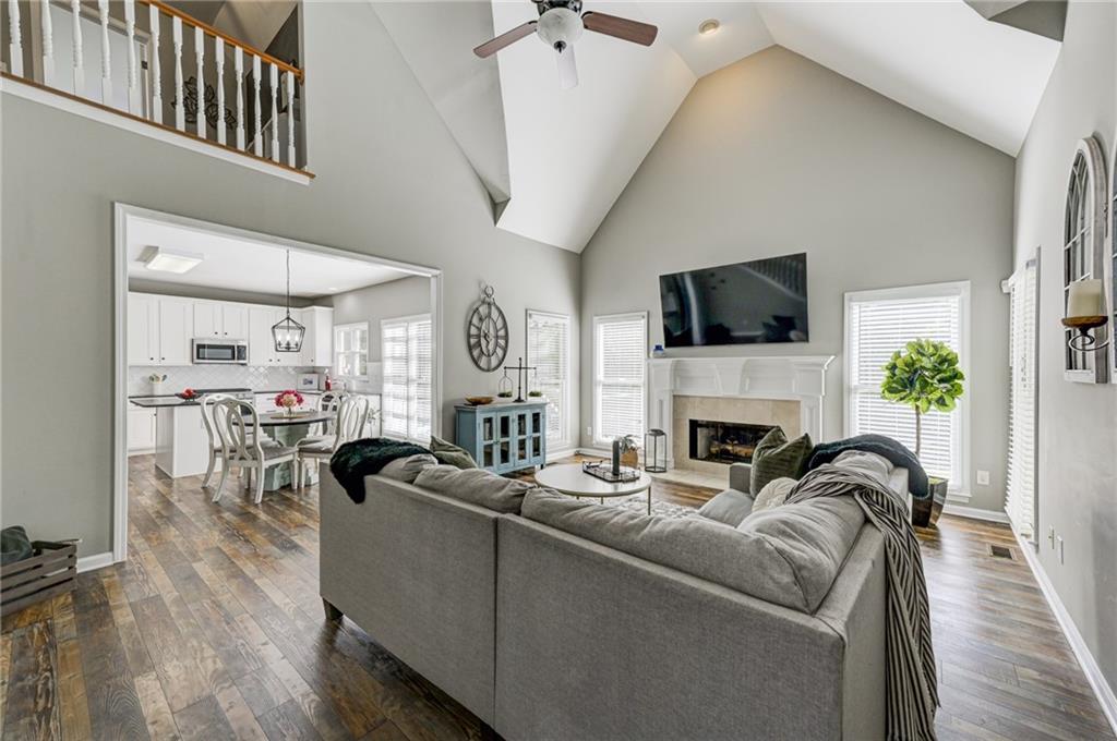 185 Amberbrook Circle