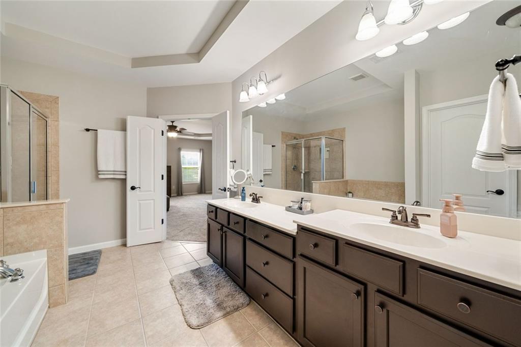 690 Cobblestone Creek Lane, Mableton, Georgia image 27