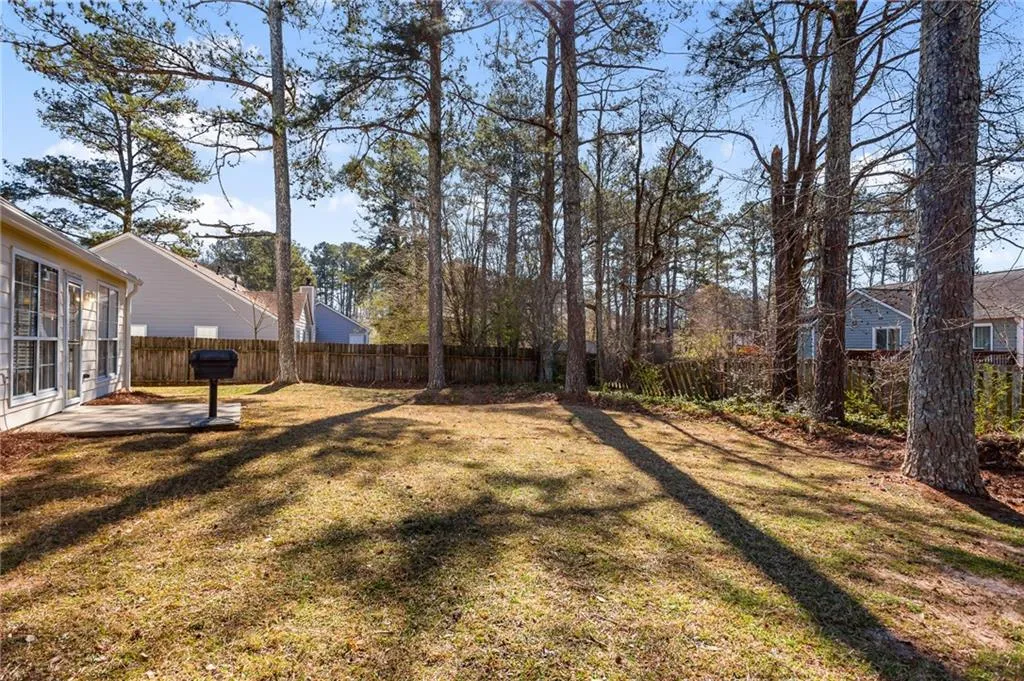 Powder Springs, Georgia 30127, United States, 3 Bedrooms Bedrooms, ,2 BathroomsBathrooms,Residential,Pending,77002