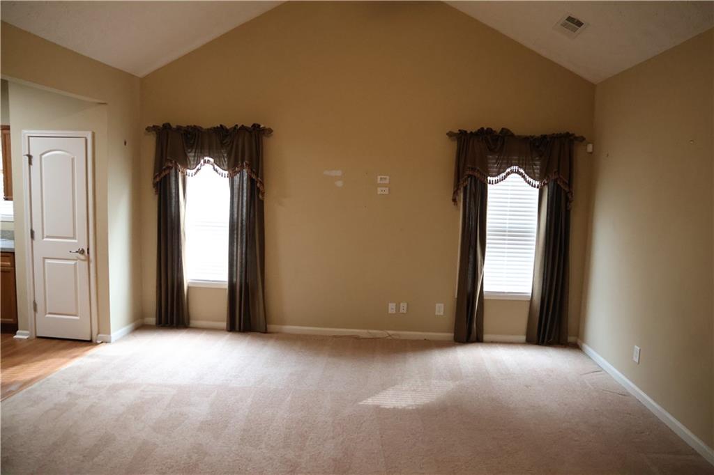 115 Catlyn Court, Riverdale, Georgia image 4