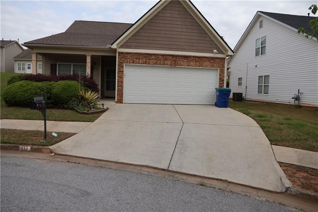 115 Catlyn Court, Riverdale, Georgia image 3