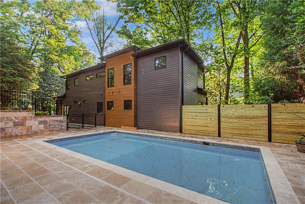 4250 Carmain Drive NE