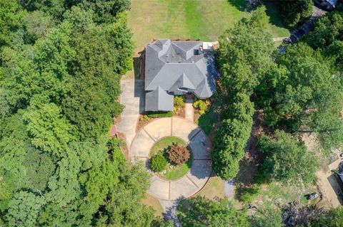 A home in Dacula