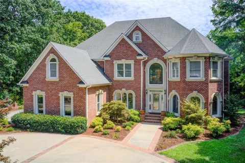 A home in Dacula