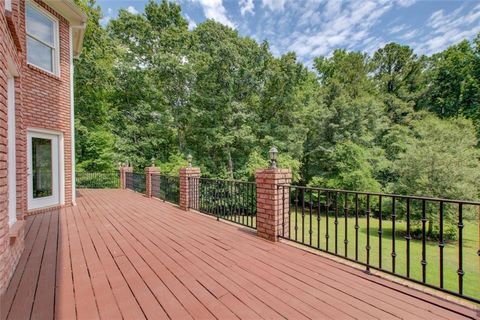 A home in Dacula