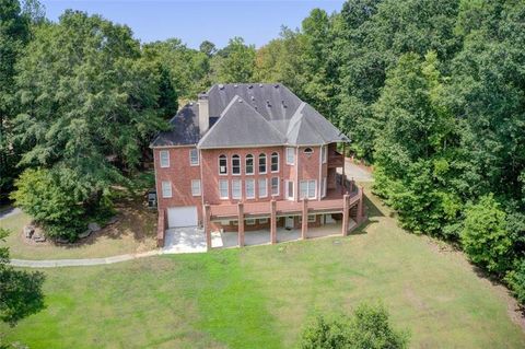 A home in Dacula