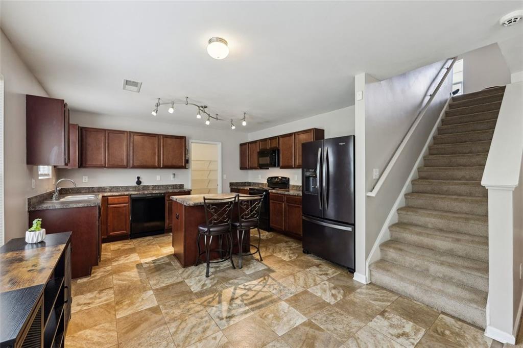 6904 Estepona Street, Atlanta, Georgia image 13
