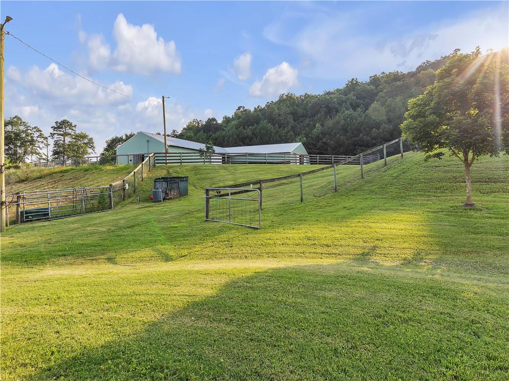 955 Baugh Mountain Road NW