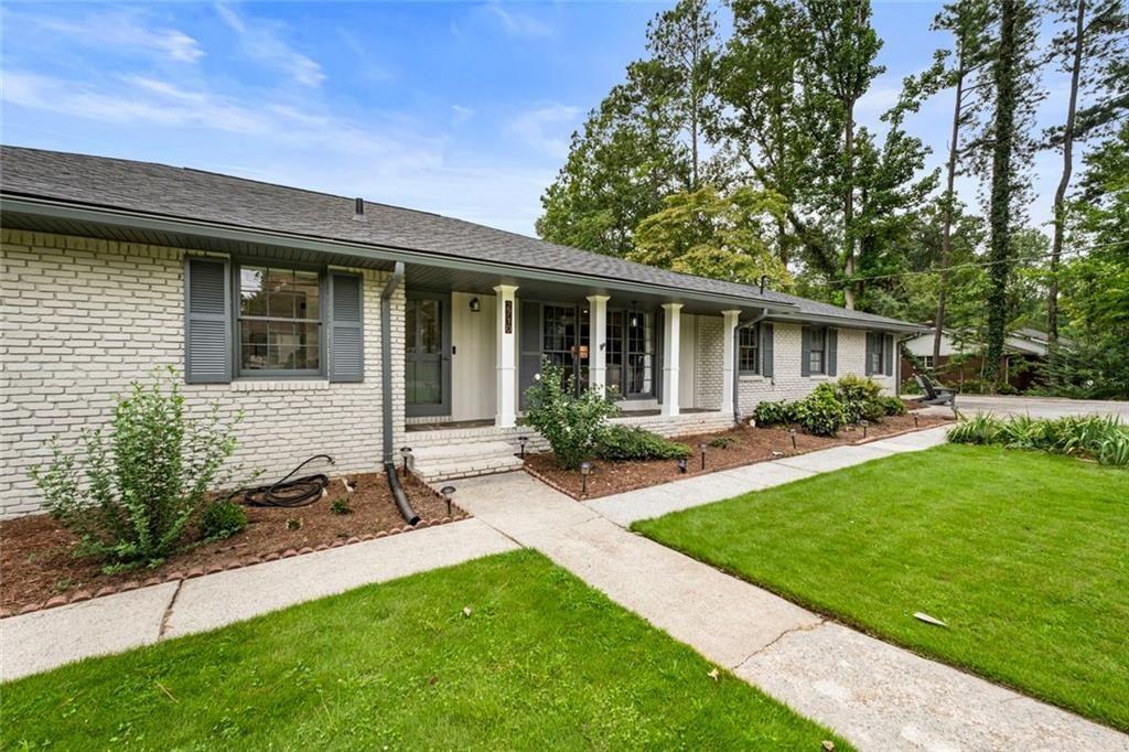 2710 Beverly Hills Drive NE