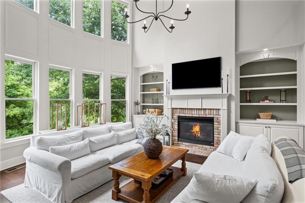 402 Greyfield Dr.