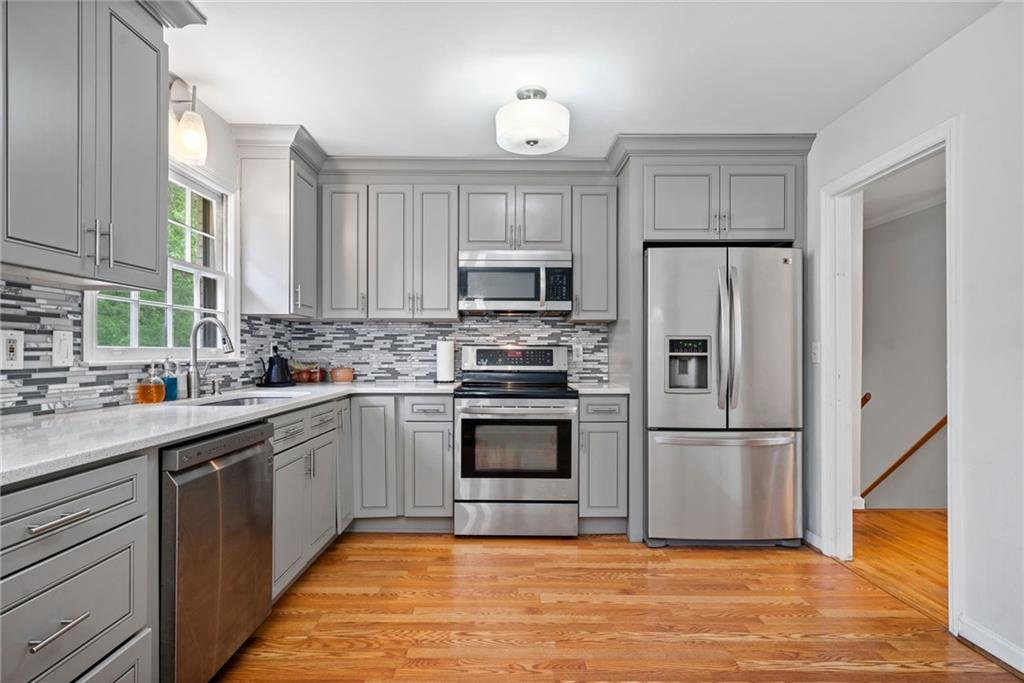 1448 Drayton Woods Drive, Tucker, Georgia image 7